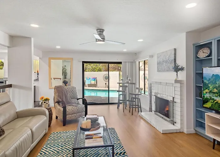 Peaceful Private Retreat In The Heart Of Town