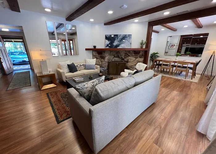 Villa La Reforma - Newly Designed 4Br House & Pool In Los Angeles By Topanga