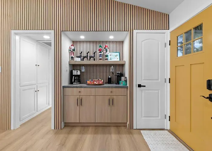 Modern Anaheim Stay- Minutes To Disney& Family Fun